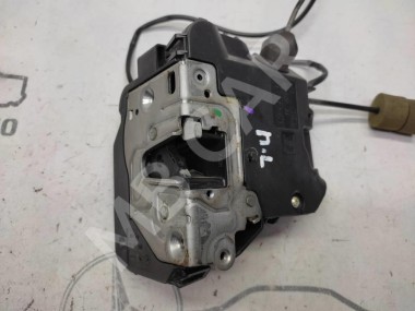 Замок двери передней левой MERCEDES-BENZ CLS-класс C219 (2004 - 2008) — Разборка Мерседес