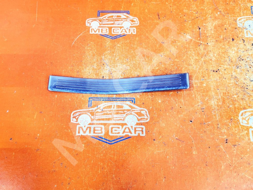 Накладка порога внутренняя MERCEDES-BENZ E-класс W212/S212/C207/A207 (2009 - 2013) фото 1 — Разборка Мерседес