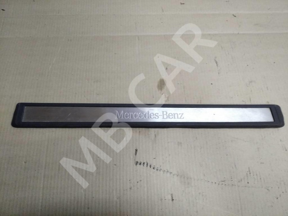 Накладка порога внутренняя MERCEDES-BENZ E-класс W211/S211 (2002 - 2006) фото 1 — Разборка Мерседес