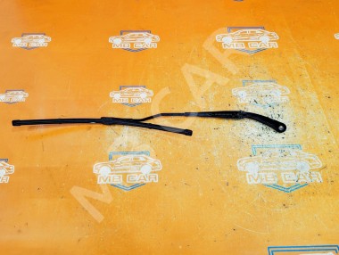 Поводок дворников MERCEDES-BENZ C-класс W205/S205/C205/A205 (2014 - 2018) — Разборка Мерседес