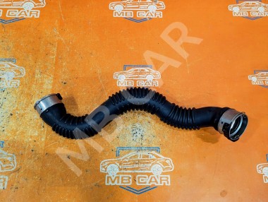 Патрубок интеркулера MERCEDES-BENZ A-класс W176 рестайлинг (2015 - 2018) — Разборка Мерседес