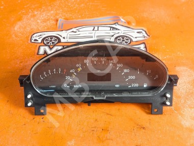 Щиток приборов MERCEDES-BENZ VANEO W414 (2001 - 2005) &mdash; Разборка Мерседес