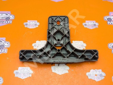 Кронштейн радиатора MERCEDES-BENZ E-класс W212/S212/C207/A207 (2009 - 2013) &mdash; Разборка Мерседес