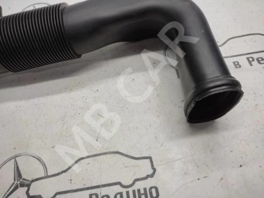 Патрубок воздушный MERCEDES-BENZ E-класс W212/S212/C207/A207 (2009 - 2013) — Разборка Мерседес