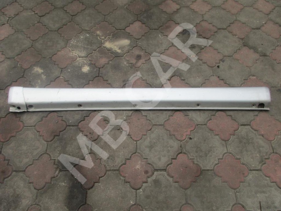 Порог пластиковый левый MERCEDES-BENZ M-класс W163 рестайлинг (2001 - 2005) фото 1 — Разборка Мерседес