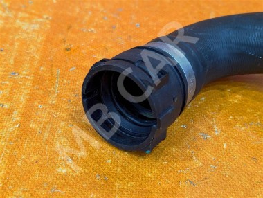 Патрубок радиатора MERCEDES-BENZ GLE-класс W166 (2015 - 2018) — Разборка Мерседес