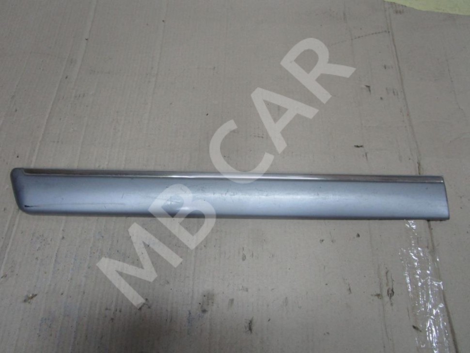 Молдинг двери MERCEDES-BENZ E-класс W210/S210 (1995 - 1999) фото 1 &mdash; Разборка Мерседес