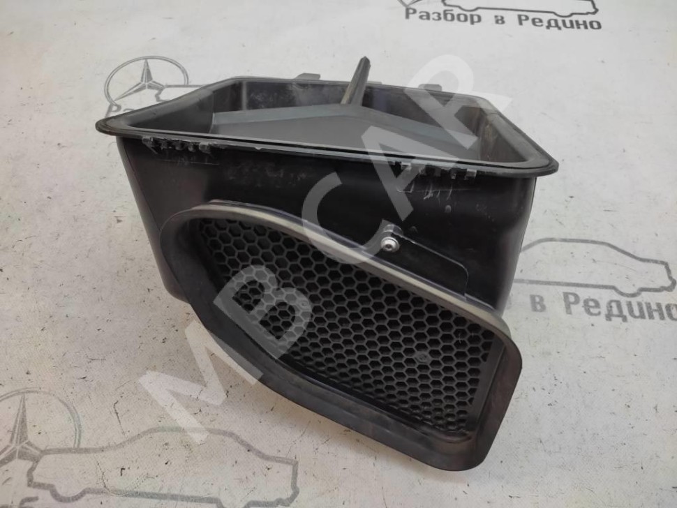 Воздухозаборник MERCEDES-BENZ M-класс W164 (2005 - 2008) фото 1 &mdash; Разборка Мерседес