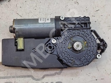 Моторчик люка MERCEDES-BENZ GLC-класс AMG X253 (2016 - 2019) — Разборка Мерседес