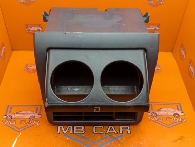Подстаканник MERCEDES-BENZ V-класс W638/W639 (1996 - 2003) V 220 2.1 D AT (122 л.с.) &mdash; Разборка Мерседес