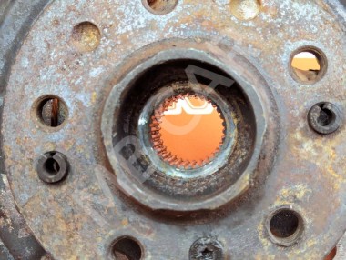 Кулак поворотный передний левый MERCEDES-BENZ M-класс W164 (2005 - 2008) — Разборка Мерседес