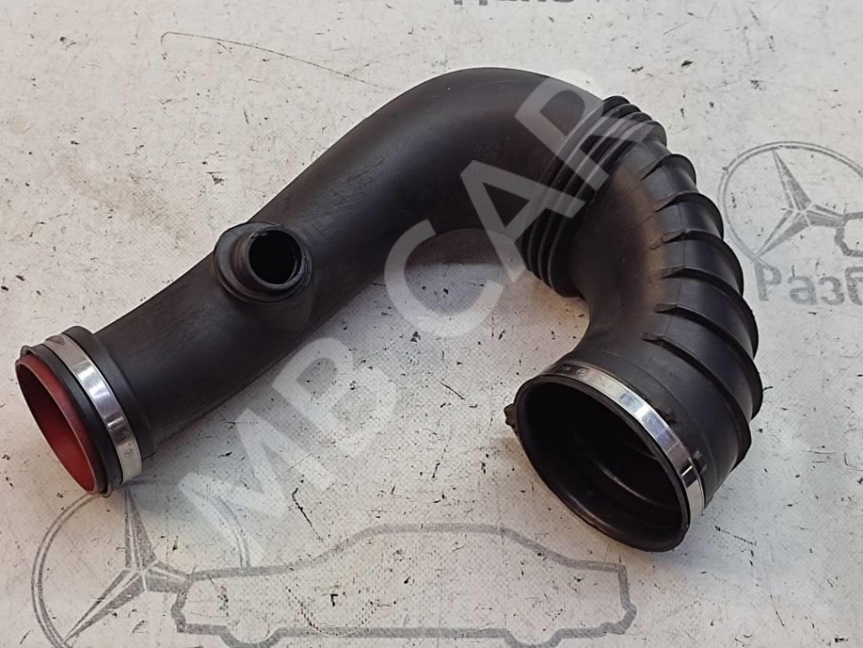 Патрубок турбины MERCEDES-BENZ C-класс W203/S203/CL203 (2000 - 2004) фото 1 &mdash; Разборка Мерседес