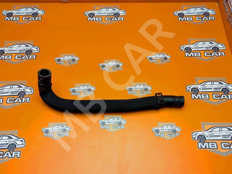 Патрубок ОЖ MERCEDES-BENZ C-класс W205/S205/C205/A205 (2014 - 2018) фото 1 — Разборка Мерседес
