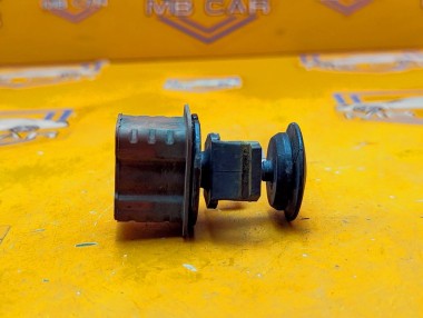 Опора радиатора MERCEDES-BENZ E-класс W211/S211 (2002 - 2006) &mdash; Разборка Мерседес