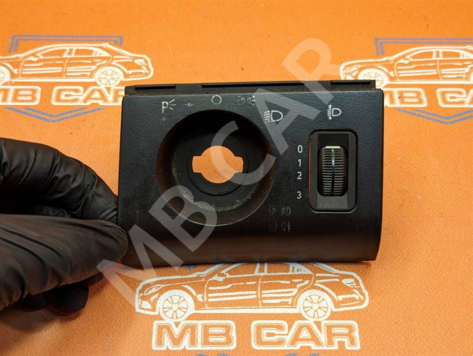 Накладка переключателя света MERCEDES-BENZ C-класс W202/S202 (1993 - 1997) фото 1 — Разборка Мерседес