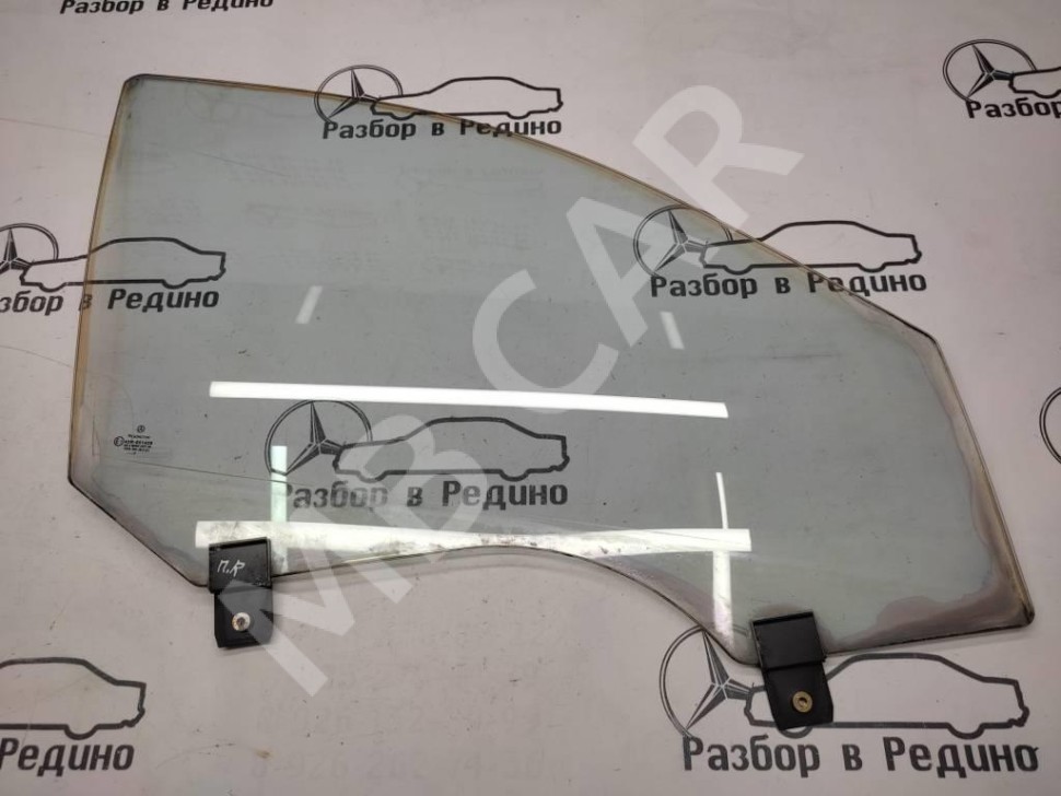 Стекло переднее правое MERCEDES-BENZ S-класс W220 рестайлинг (2002 - 2005) фото 1 — Разборка Мерседес