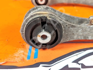 Рычаг передний верхний MERCEDES-BENZ S-класс W220 (1998 - 2005) &mdash; Разборка Мерседес