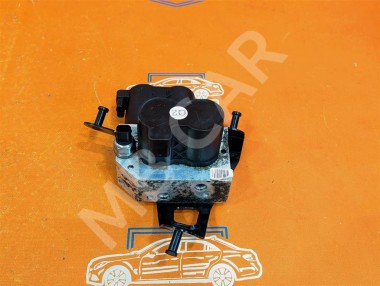 Блок клапанов гидроподвески MERCEDES-BENZ S-класс W222/C217/A217 (2013 - 2017) — Разборка Мерседес