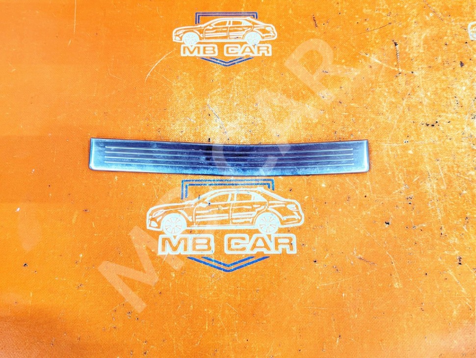 Накладка порога внутренняя MERCEDES-BENZ E-класс W212/S212/C207/A207 (2009 - 2013) фото 1 &mdash; Разборка Мерседес
