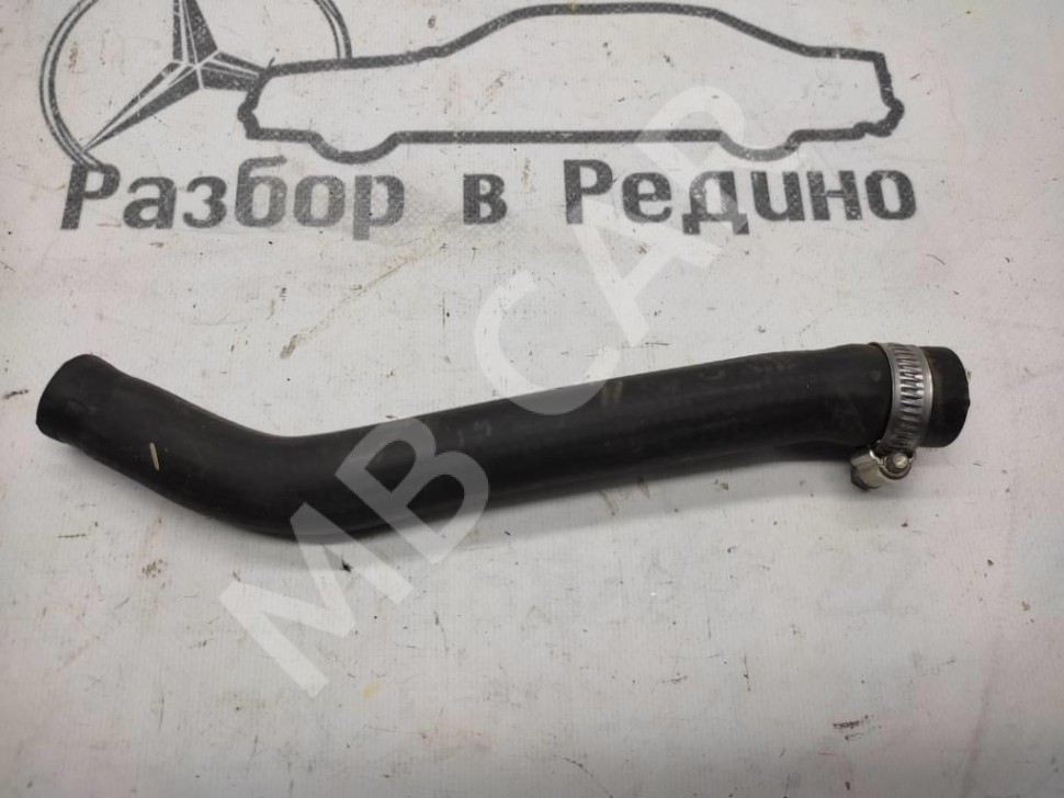 Патрубок ОЖ MERCEDES-BENZ CLK-класс C208/W208 (1997 - 2000) фото 1 — Разборка Мерседес