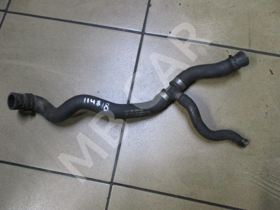 Патрубок ОЖ MERCEDES-BENZ E-класс W211/S211 (2002 - 2006) фото 1 — Разборка Мерседес