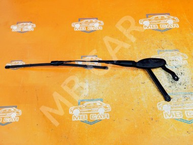 Поводок дворников MERCEDES-BENZ C-класс W205/S205/C205/A205 (2014 - 2018) — Разборка Мерседес