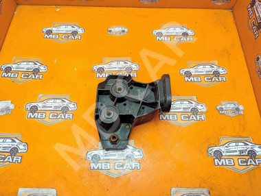 Кронштейн крепления бампера MERCEDES-BENZ M-класс W164 (2005 - 2008) &mdash; Разборка Мерседес