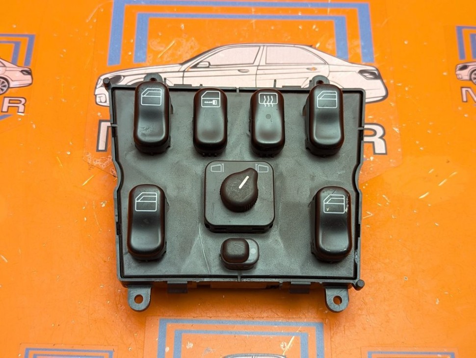 Блок кнопок стеклоподъемников MERCEDES-BENZ M-класс W163 (1997 - 2001) фото 1 &mdash; Разборка Мерседес