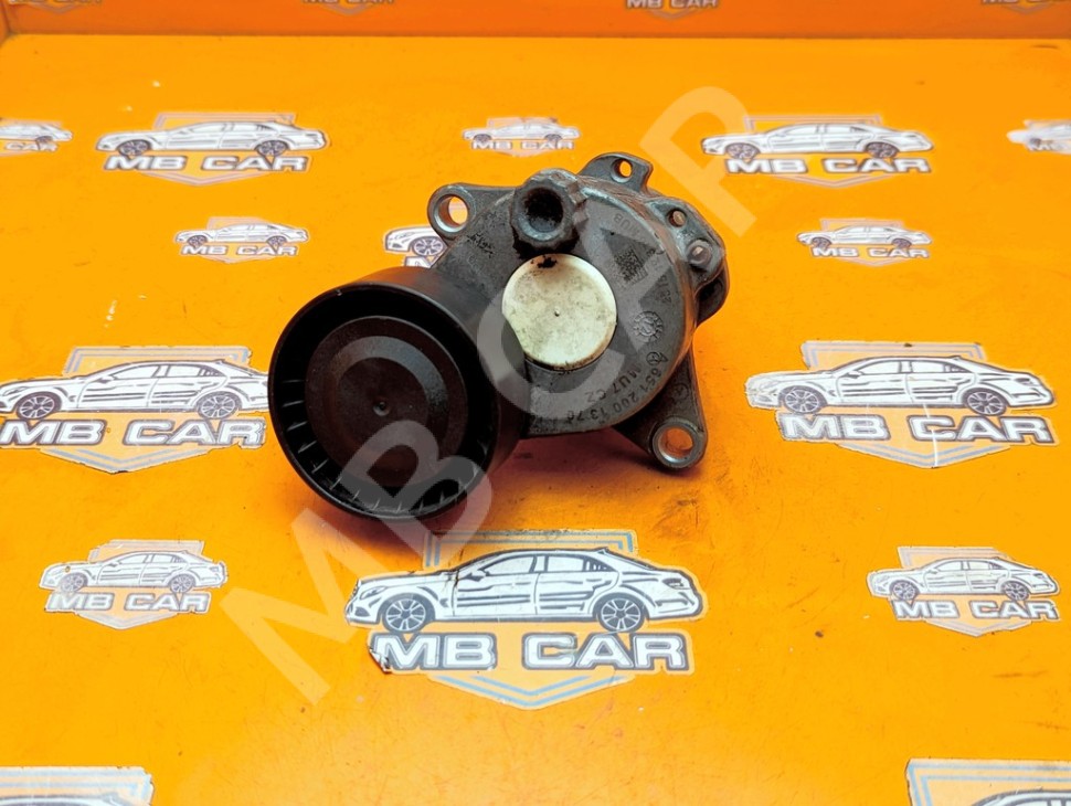 Натяжитель ремня MERCEDES-BENZ C-класс W204/S204/С204 рестайлинг (2011 - 2015) фото 1 — Разборка Мерседес