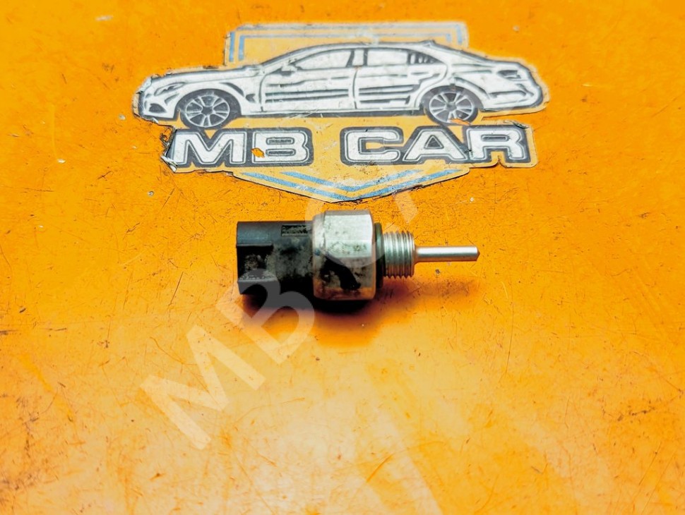 Датчик температуры MERCEDES-BENZ C-класс W202/S202 (1993 - 1997) фото 1 &mdash; Разборка Мерседес