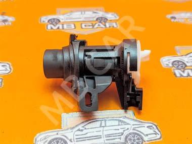 Личинки дверей MERCEDES-BENZ C-класс W204/S204 (2006 - 2011) — Разборка Мерседес