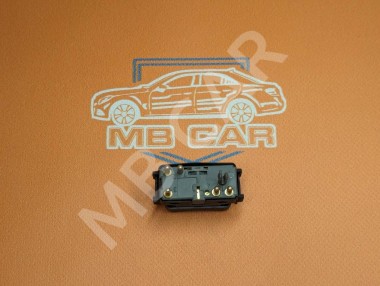 Кнопка стеклоподъемников MERCEDES-BENZ S-класс W140 (1991 - 1998) — Разборка Мерседес