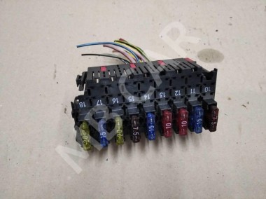 Блок предохранителей MERCEDES-BENZ E-класс W210/S210 (1995 - 1999) — Разборка Мерседес