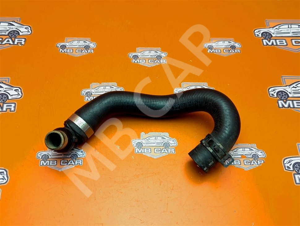 Патрубок ОЖ MERCEDES-BENZ C-класс W203/S203/CL203 (2000 - 2004) фото 1 &mdash; Разборка Мерседес