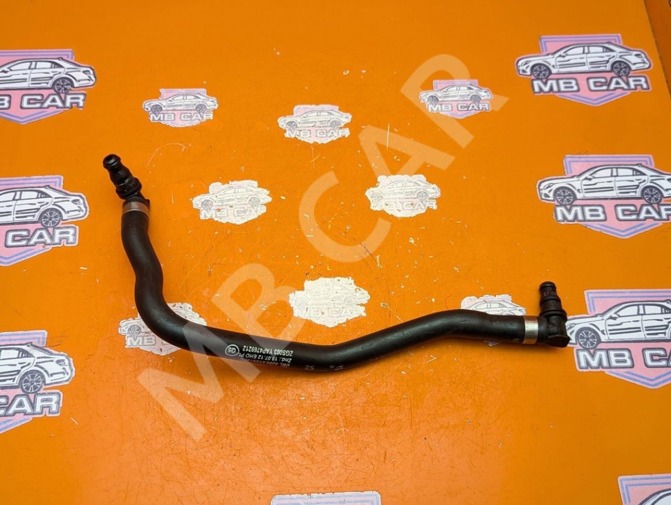 Трубка вентиляции расширительного бака MERCEDES-BENZ C-класс W204/S204 (2006 - 2011) фото 1 &mdash; Разборка Мерседес