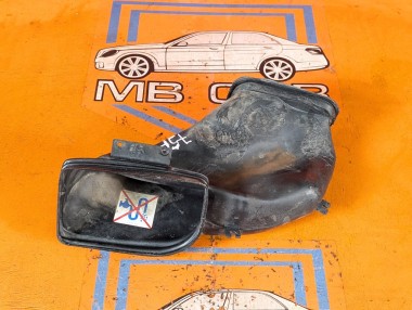Воздухозаборник MERCEDES-BENZ V-класс W638/W639 (1996 - 2003) V 220 2.1 D AT (122 л.с.) &mdash; Разборка Мерседес