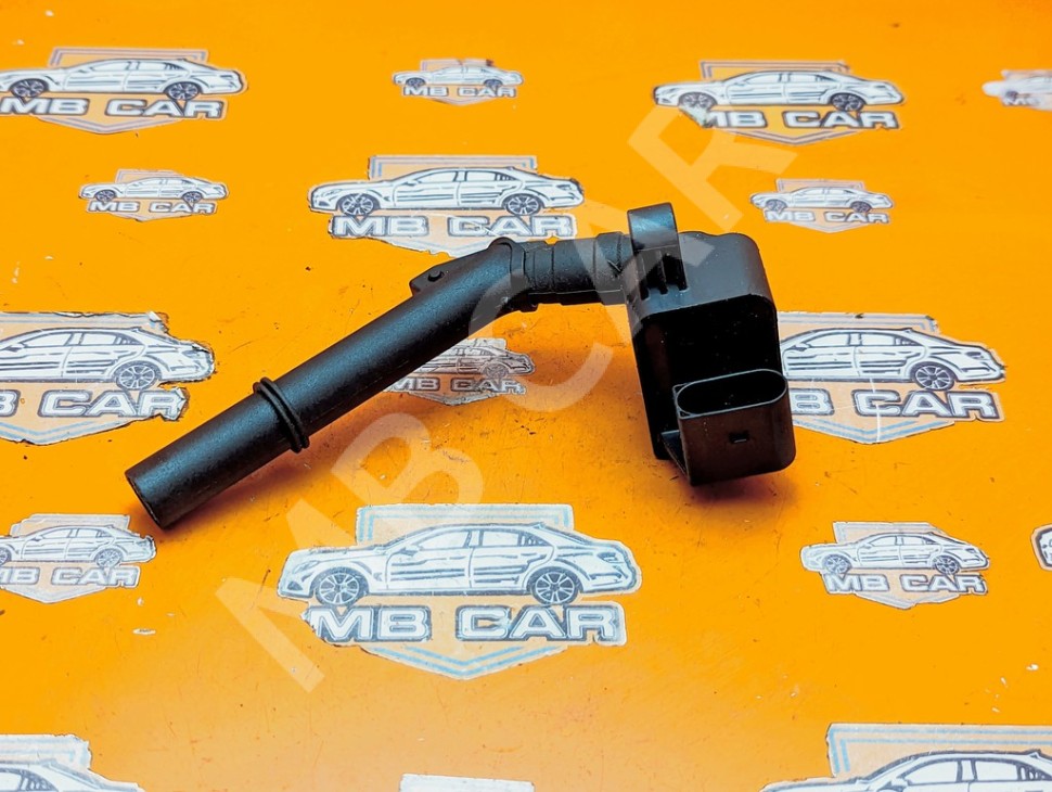 Катушка зажигания MERCEDES-BENZ C-класс W205/S205/C205/A205 рестайлинг (2018 - 2023) фото 1 &mdash; Разборка Мерседес