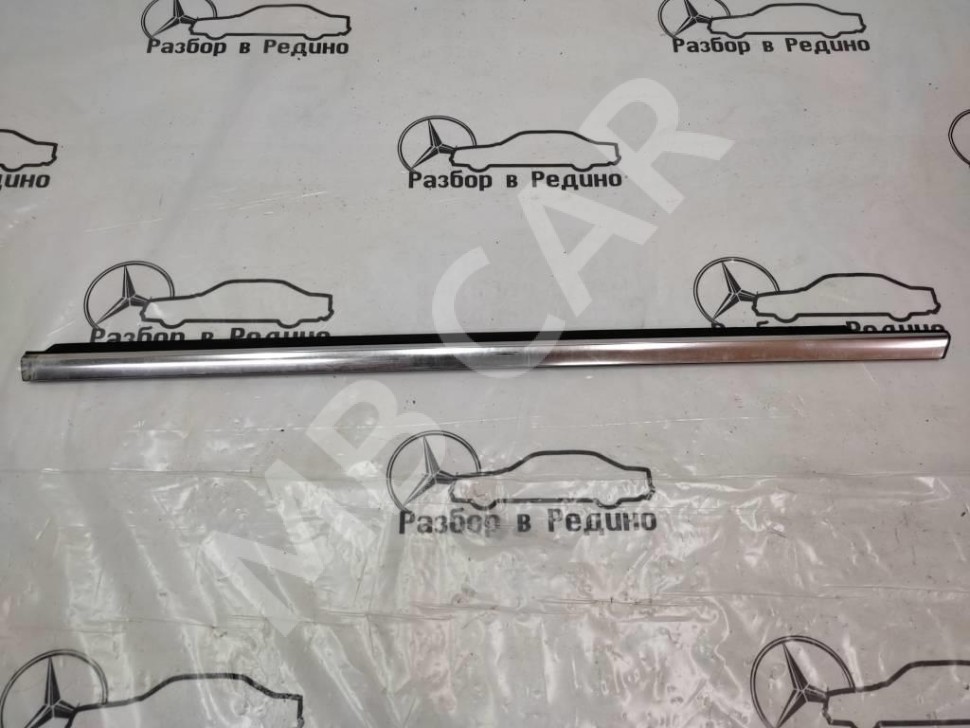 Молдинг стекла двери MERCEDES-BENZ R-класс W251 (2005 - 2007) фото 1 &mdash; Разборка Мерседес