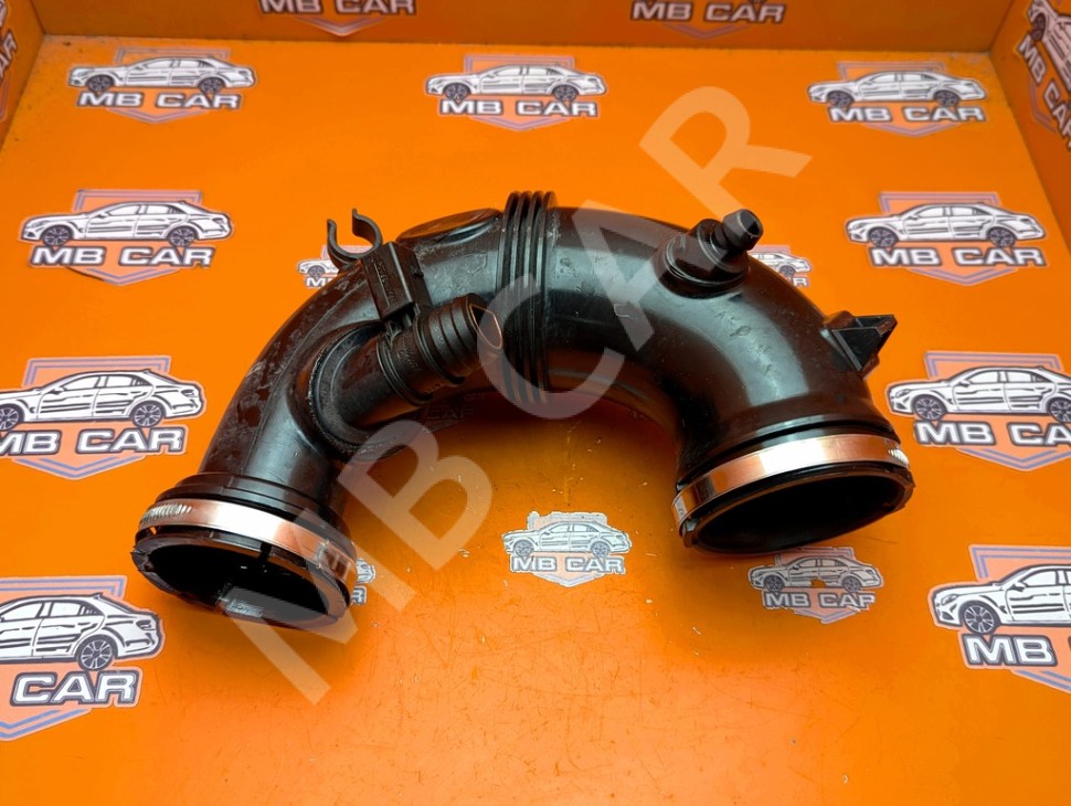 Патрубок воздушный MERCEDES-BENZ E-класс W213/S213/C238/A238 (2016 - 2021) фото 1 — Разборка Мерседес
