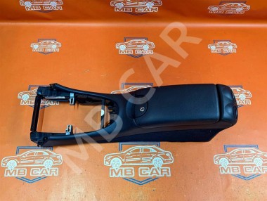 Подлокотник MERCEDES-BENZ CLK-класс C209/W209 (2002 - 2005) — Разборка Мерседес