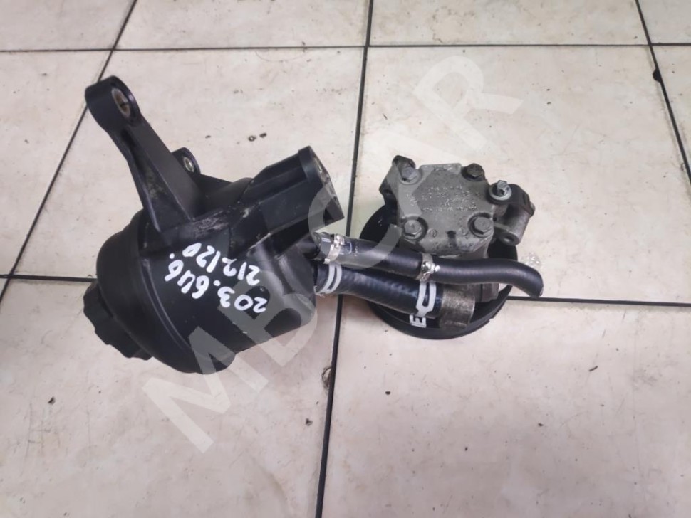 ГУР MERCEDES-BENZ C-класс W203/S203/CL203 (2000 - 2004) фото 1 — Разборка Мерседес