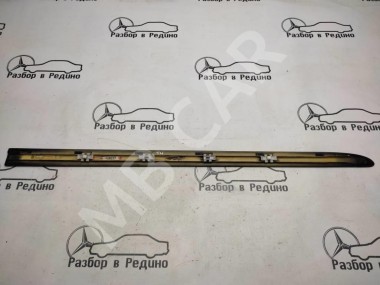 Молдинг двери MERCEDES-BENZ R-класс W251 (2005 - 2007) — Разборка Мерседес