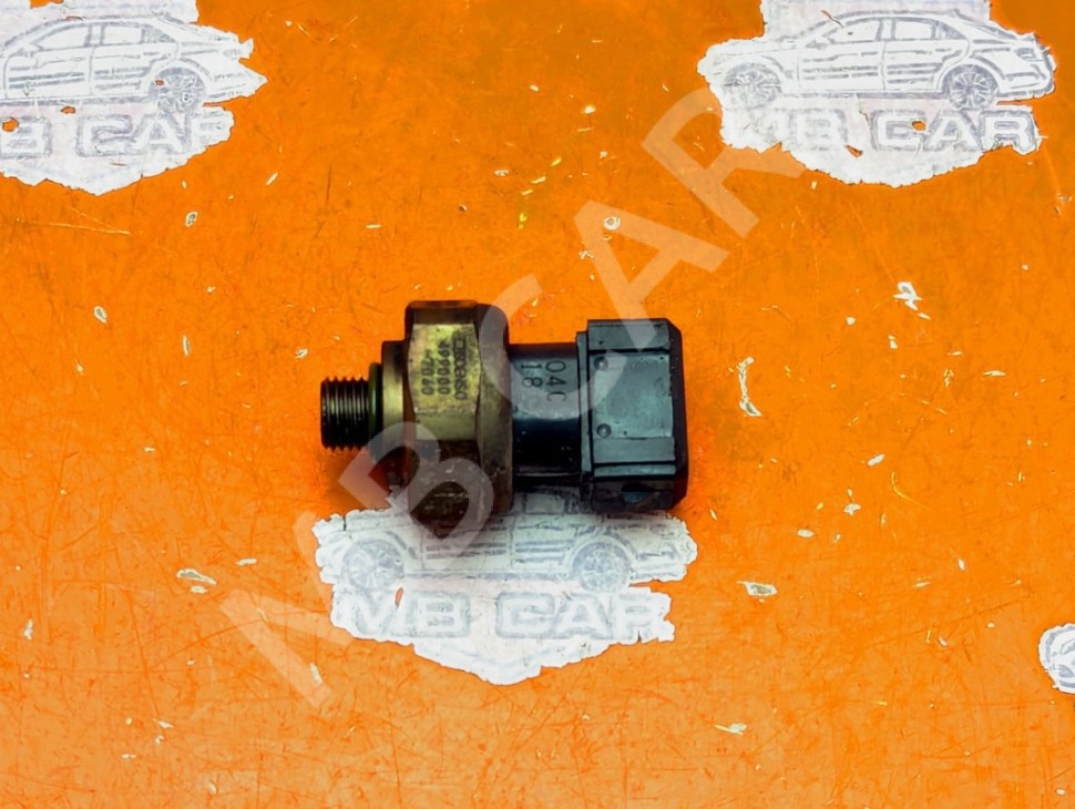 Датчик давления MERCEDES-BENZ S-класс W220 (1998 - 2005) фото 1 &mdash; Разборка Мерседес