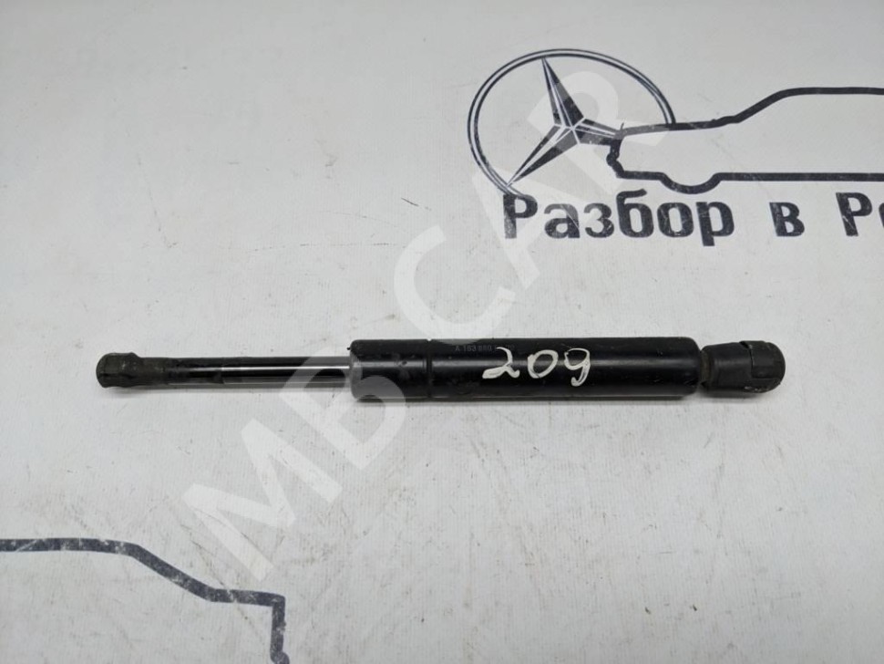 Амортизатор капота MERCEDES-BENZ M-класс W163 рестайлинг (2001 - 2005) фото 1 — Разборка Мерседес