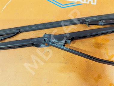 Поводок дворников MERCEDES-BENZ A-класс W168 (1997 - 2001) — Разборка Мерседес