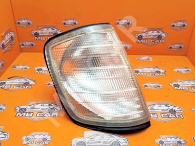 Поворотник правый MERCEDES-BENZ E-класс W124/S124/C124/A124 (1984 - 1997) — Разборка Мерседес