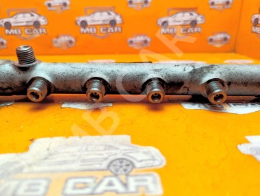 Рампа топливная MERCEDES-BENZ C-класс W204/S204/С204 рестайлинг (2011 - 2015) &mdash; Разборка Мерседес