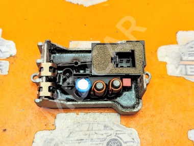 Реле моторчика печки MERCEDES-BENZ M-класс W163 (1997 - 2001) &mdash; Разборка Мерседес