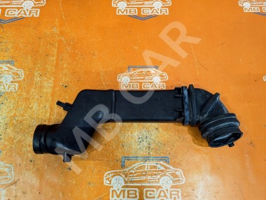 Патрубок воздушный MERCEDES-BENZ E-класс W124/S124/C124/A124 (1984 - 1997) — Разборка Мерседес