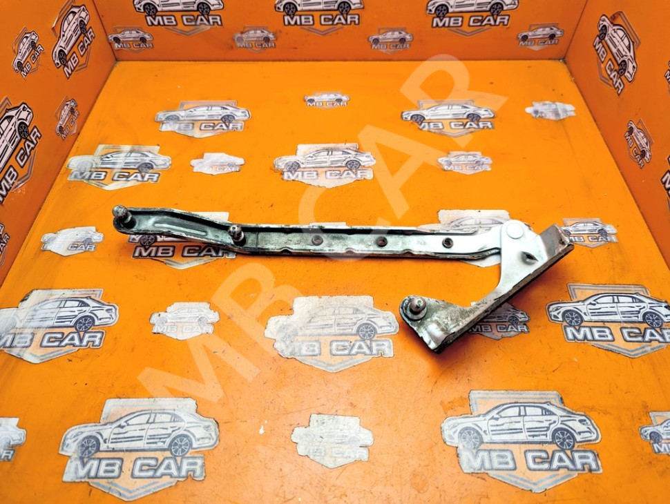 Петля капота MERCEDES-BENZ M-класс W163 (1997 - 2001) фото 1 &mdash; Разборка Мерседес